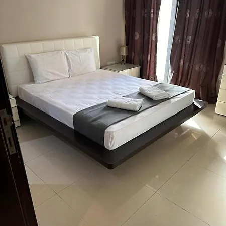 Seaside Retreat 3bed W Garage In Spb! By Homely Apartment *